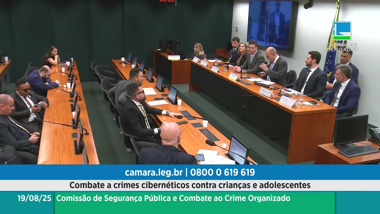 Vídeo do evento em 2:05:40