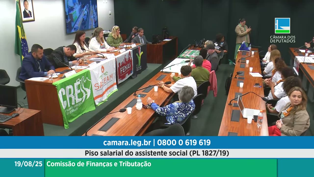 Vídeo do evento em 1:02:55