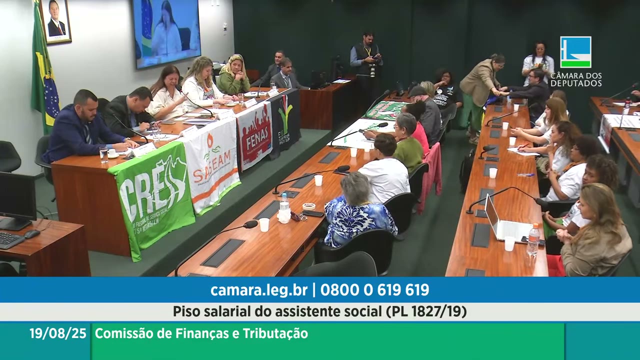 Vídeo do evento em 1:08:01