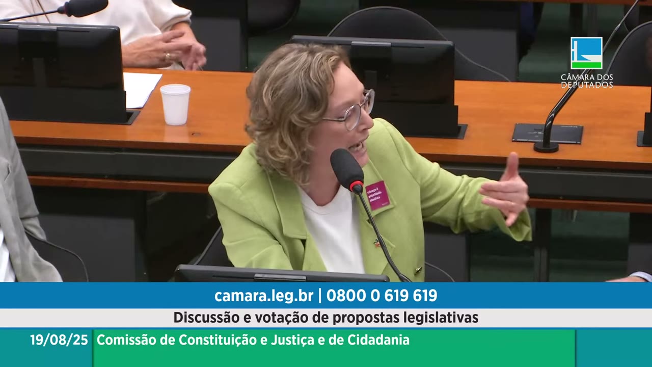 Vídeo do evento em 1:07:51
