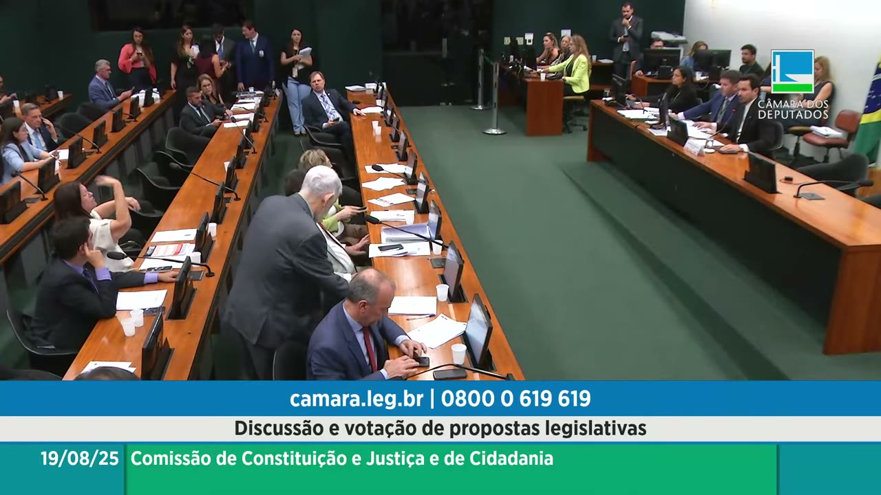 Vídeo do evento em 1:17:55