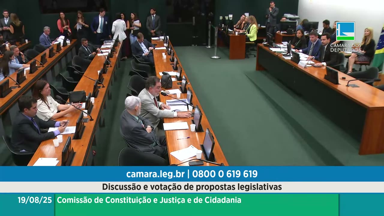 Vídeo do evento em 1:22:43