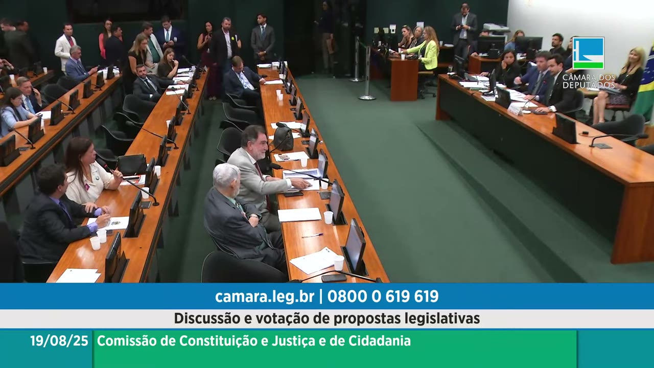 Vídeo do evento em 1:23:24