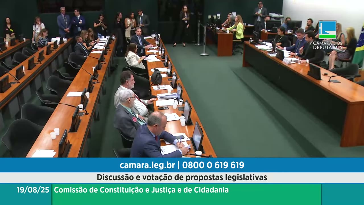 Vídeo do evento em 1:43:27