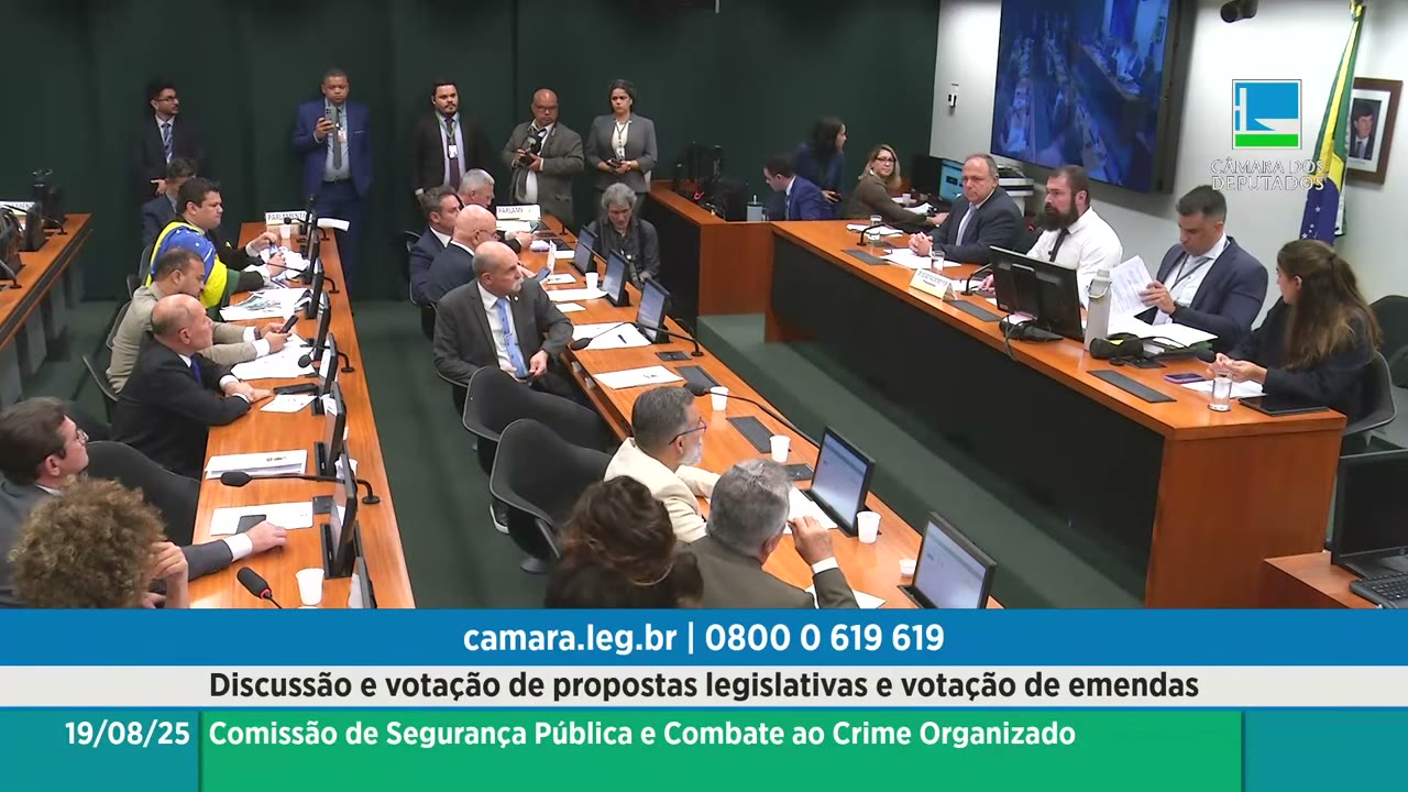 Vídeo do evento em 1:00:53