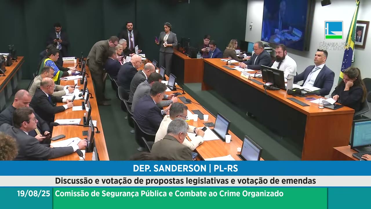Vídeo do evento em 1:14:15