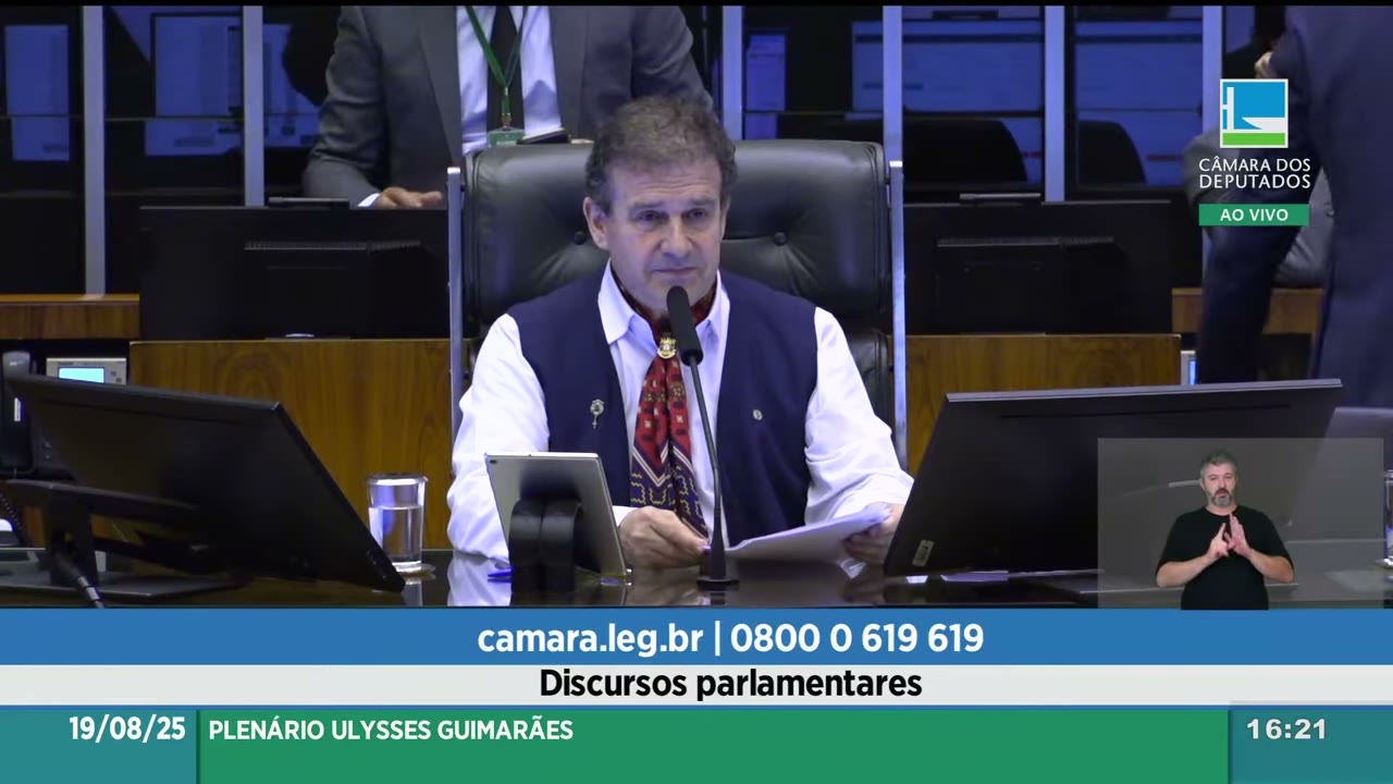 Vídeo do evento em 2:24:17
