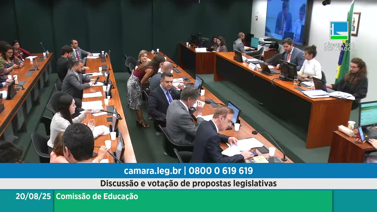 Vídeo do evento em 1:01:59