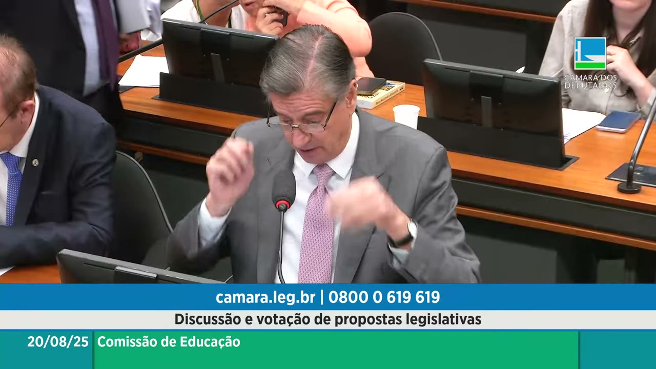 Vídeo do evento em 1:06:24