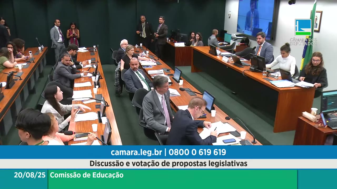 Vídeo do evento em 1:13:44