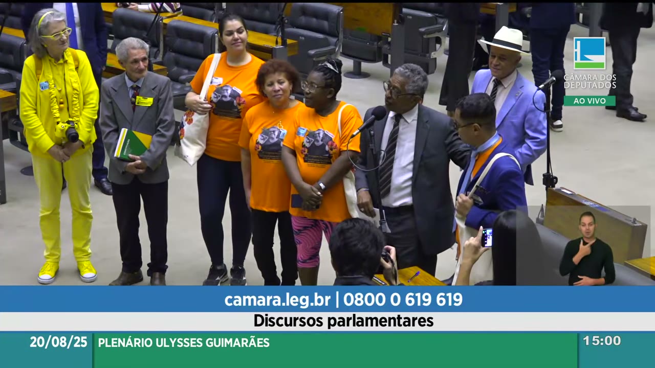 Vídeo do evento em 1:04:52