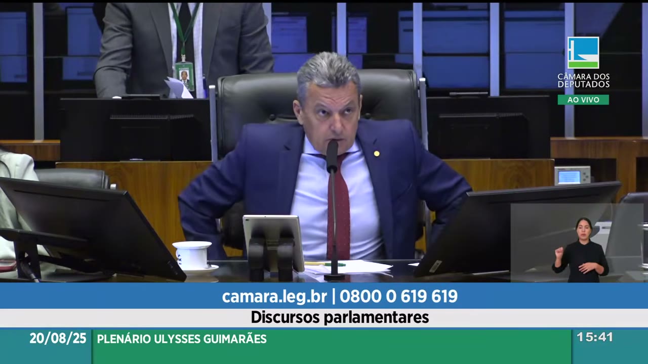 Vídeo do evento em 1:20:02