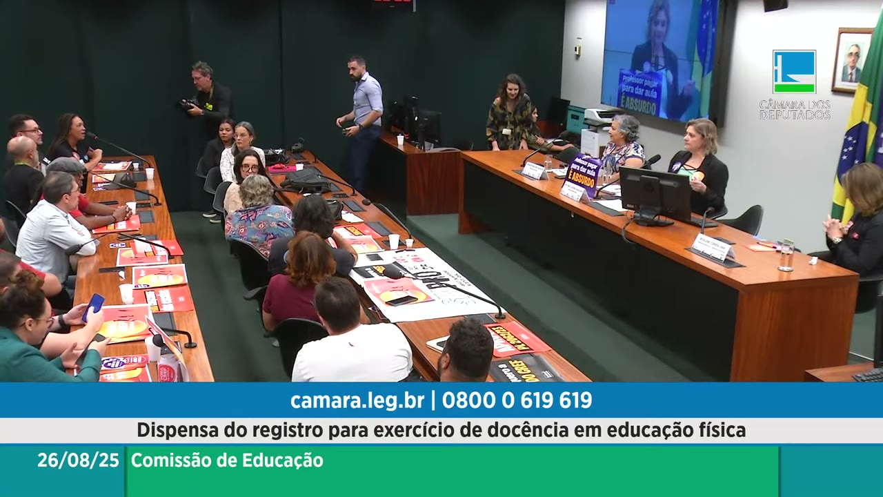 Vídeo do evento em 2:01:57