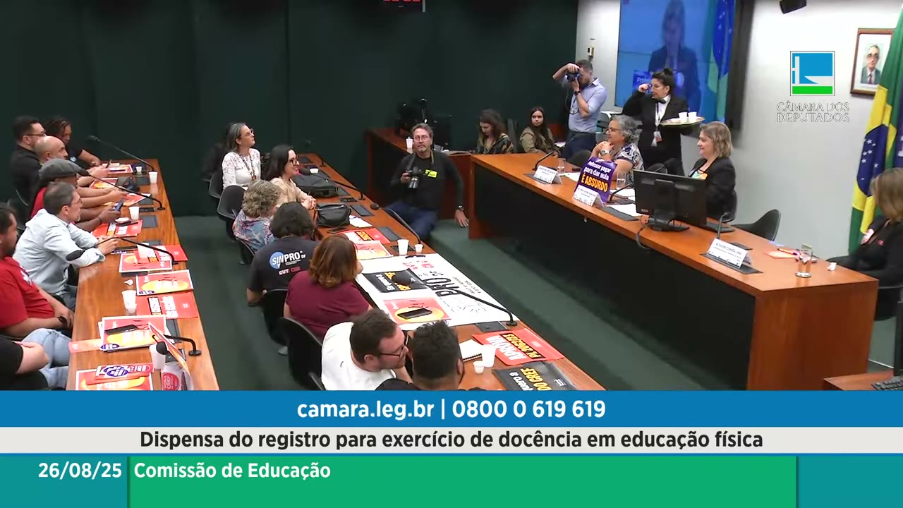Vídeo do evento em 2:06:32