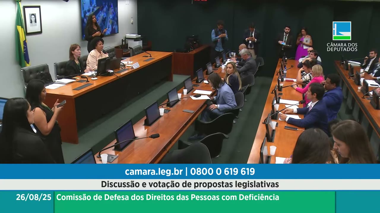 Vídeo do evento em 1:02:29