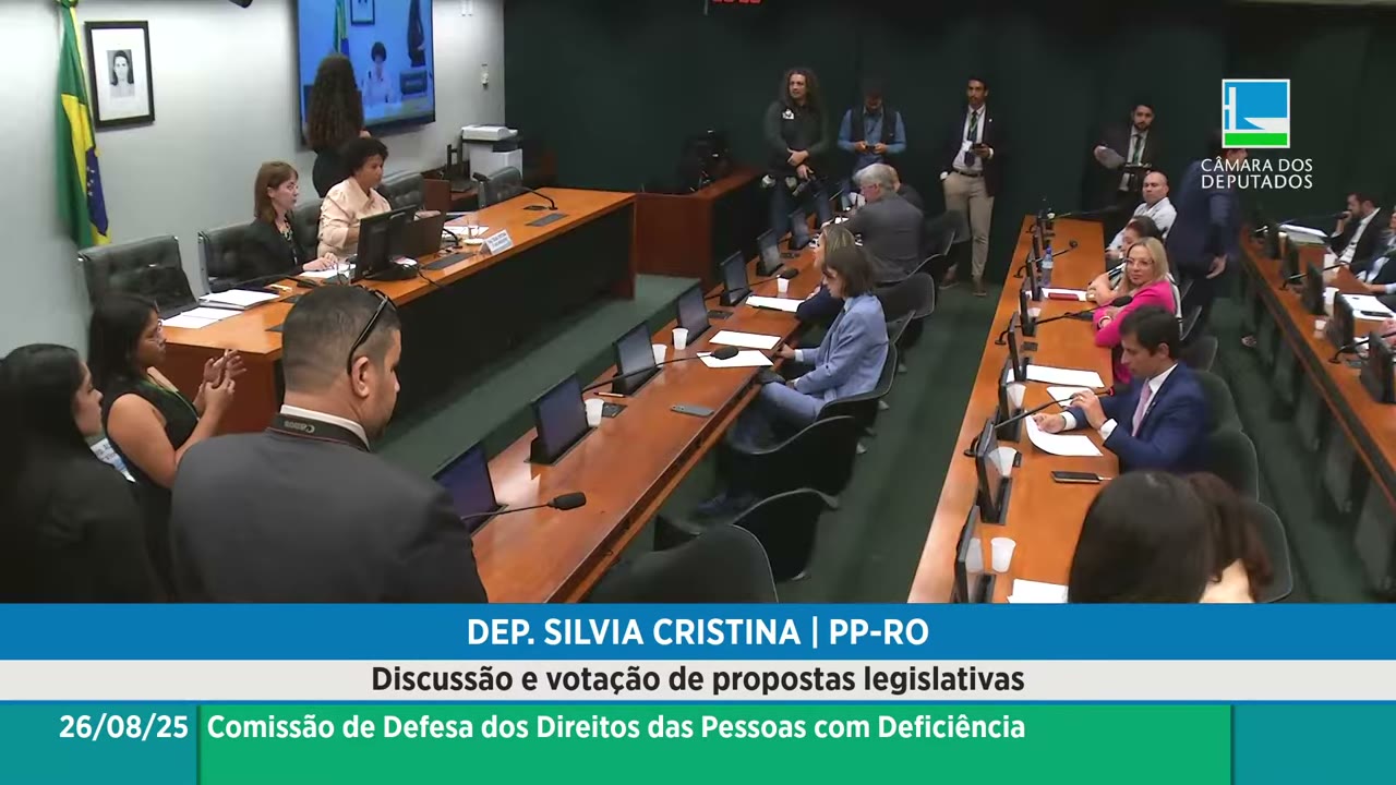 Vídeo do evento em 1:03:57