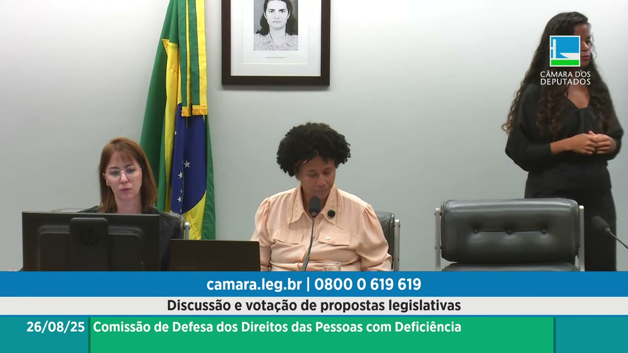 Vídeo do evento em 1:04:55