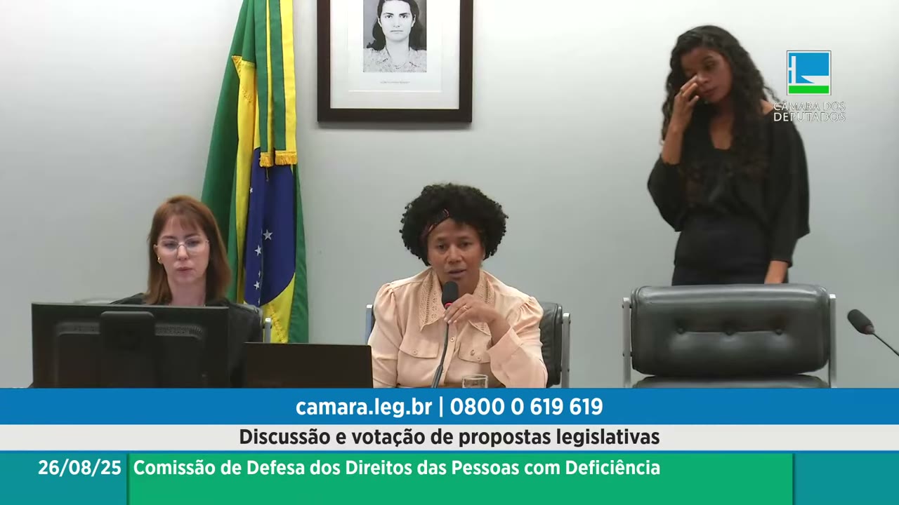 Vídeo do evento em 1:05:44
