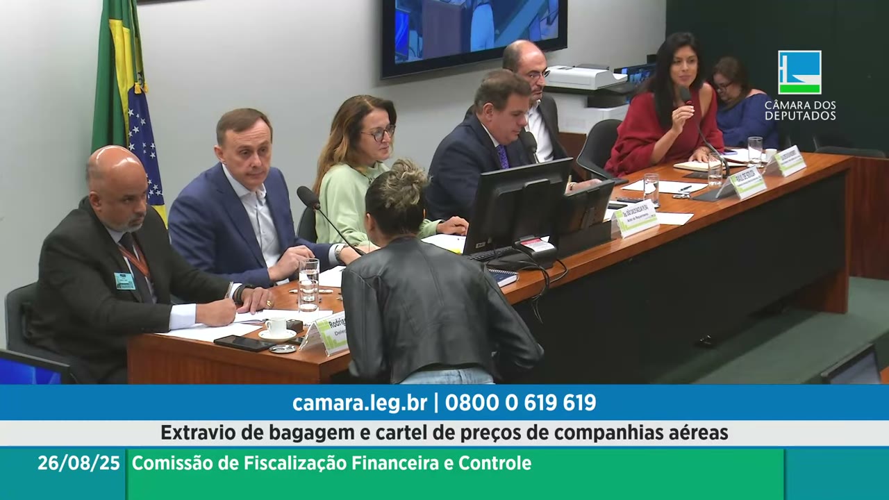 Vídeo do evento em 1:15:07