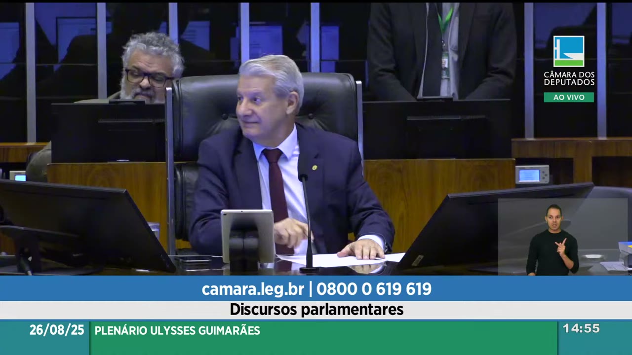 Vídeo do evento em 1:00:15