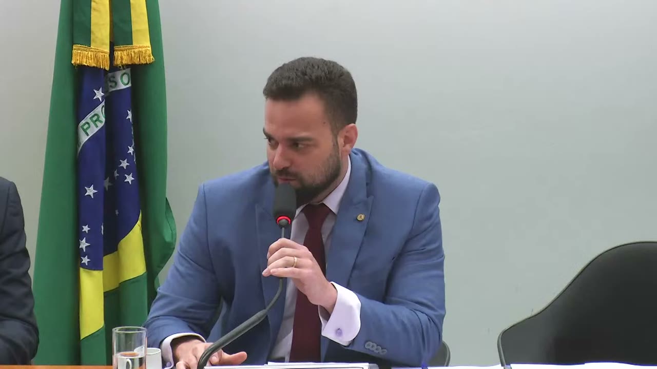 Vídeo do evento em 1:26:21