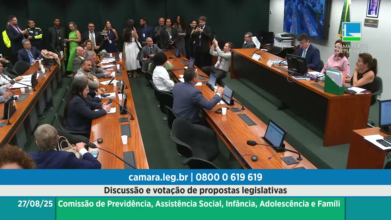 Vídeo do evento em 40:00