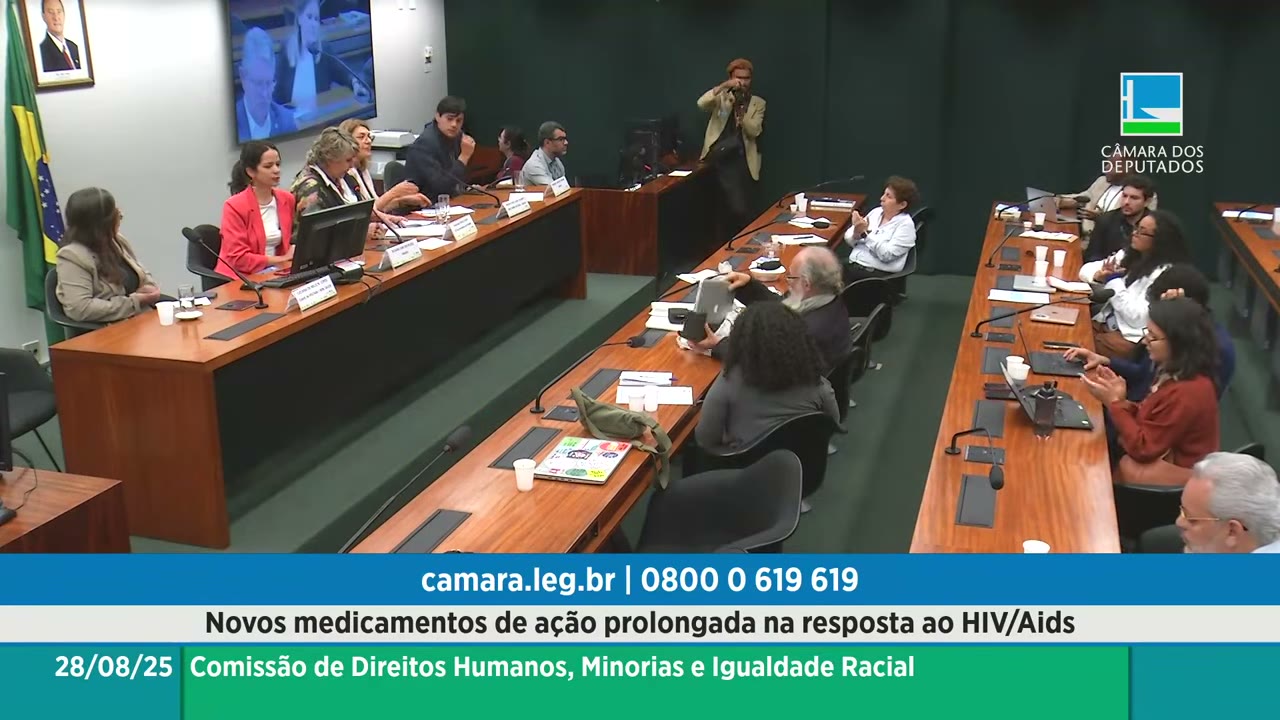 Vídeo do evento em 1:10:34