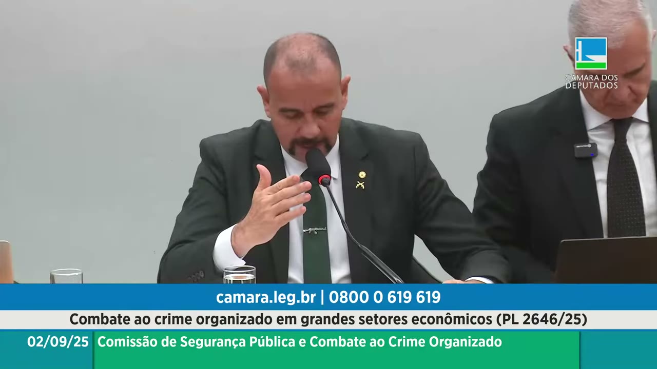 Vídeo do evento em 2:02:56