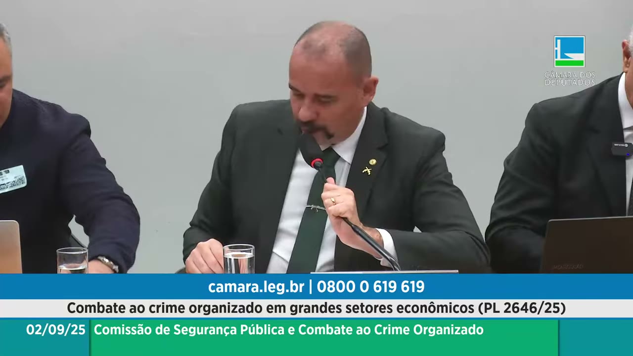 Vídeo do evento em 2:06:43