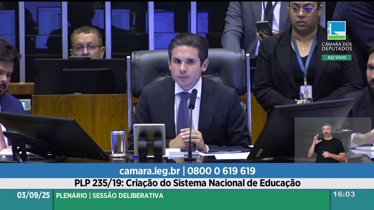 Vídeo do evento em 1:00:58