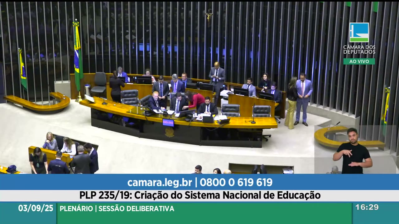 Vídeo do evento em 1:27:21