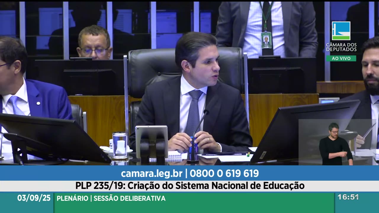 Vídeo do evento em 1:48:34
