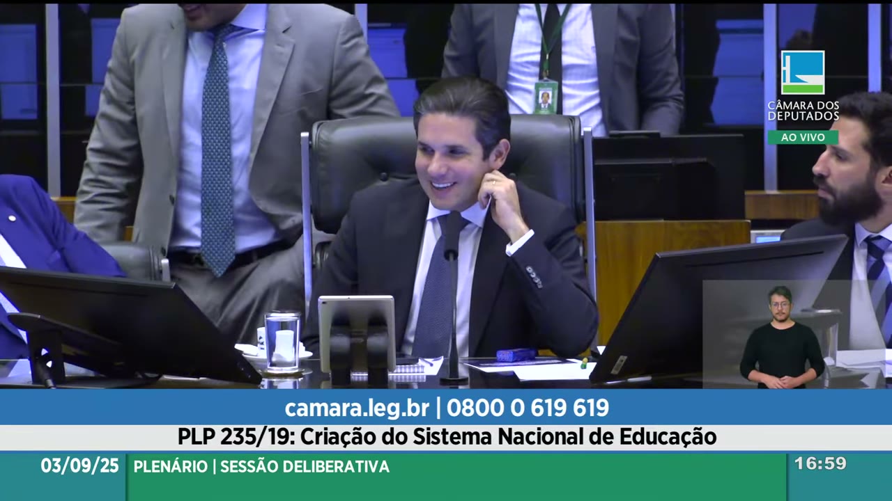 Vídeo do evento em 1:57:33