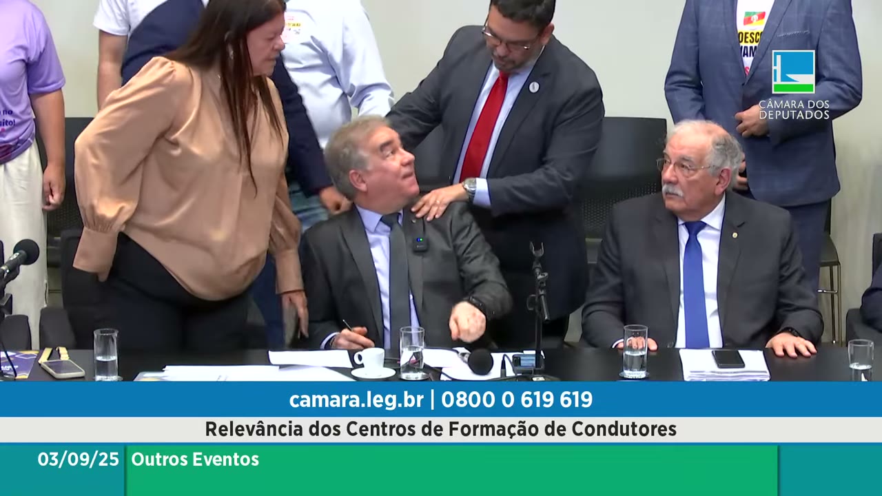 Vídeo do evento em 1:32:12