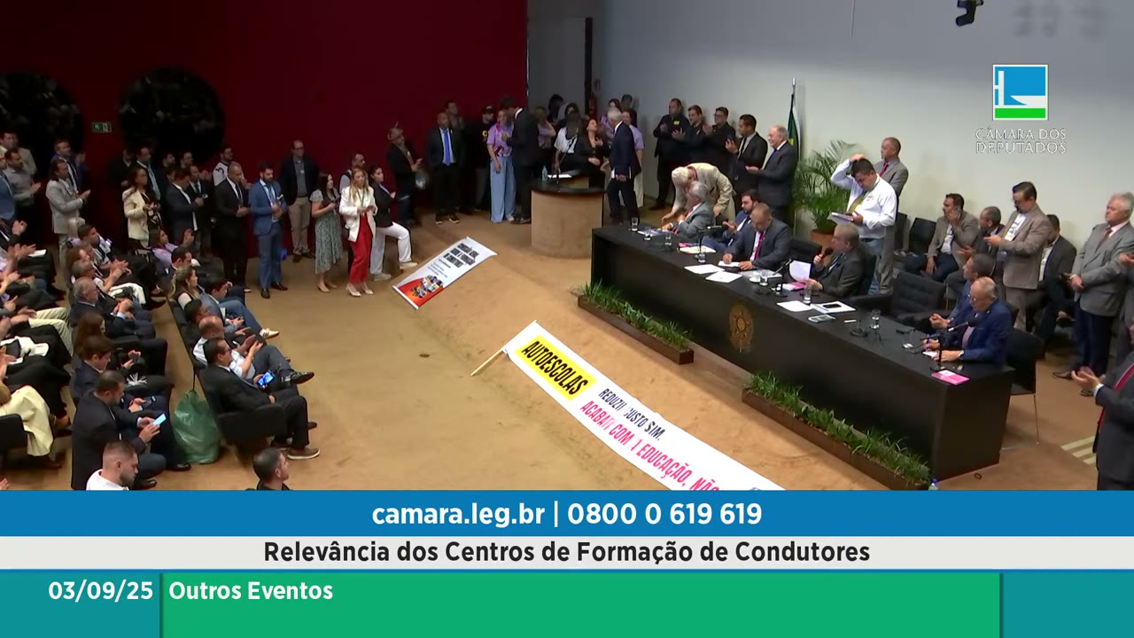 Vídeo do evento em 1:45:45