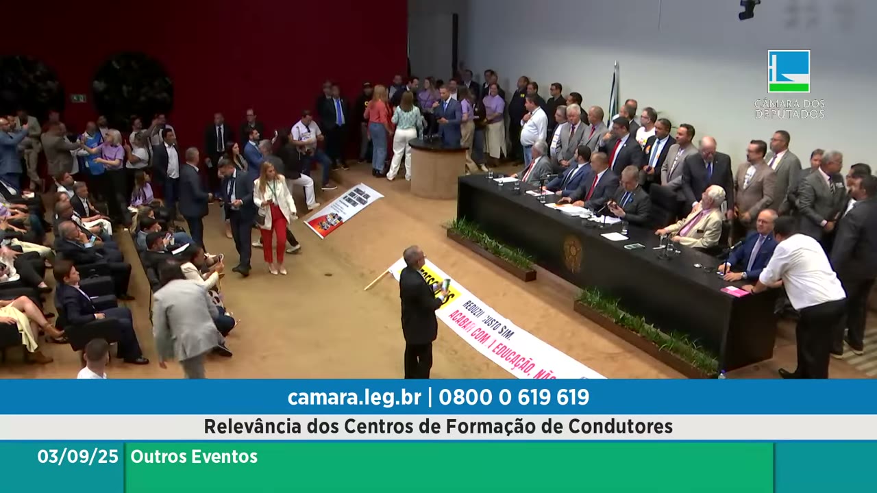 Vídeo do evento em 1:51:15
