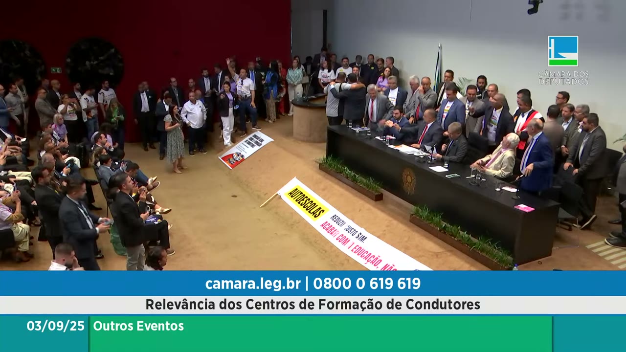 Vídeo do evento em 1:55:27