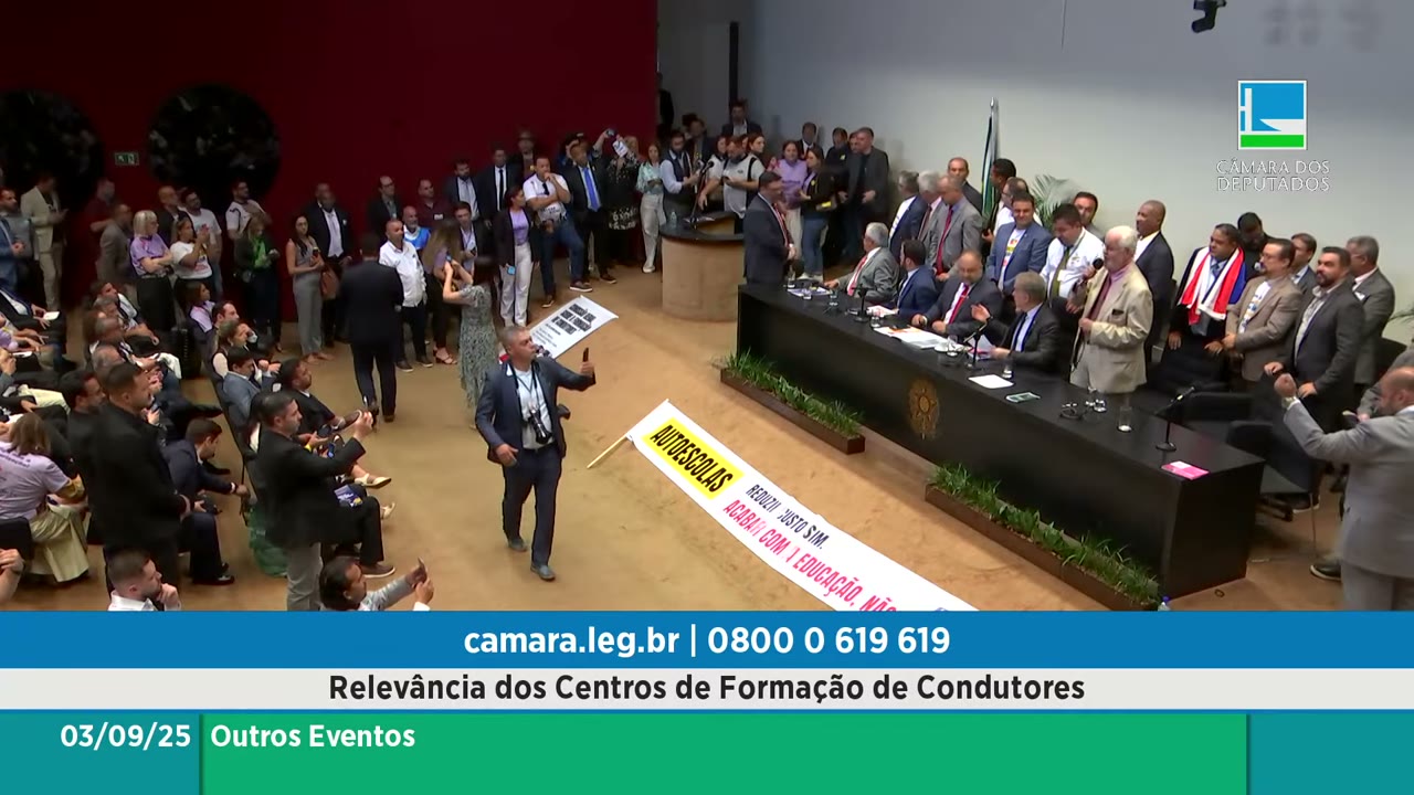 Vídeo do evento em 1:56:37