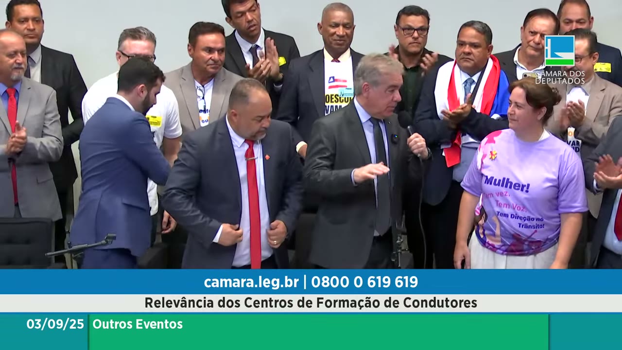 Vídeo do evento em 2:00:47
