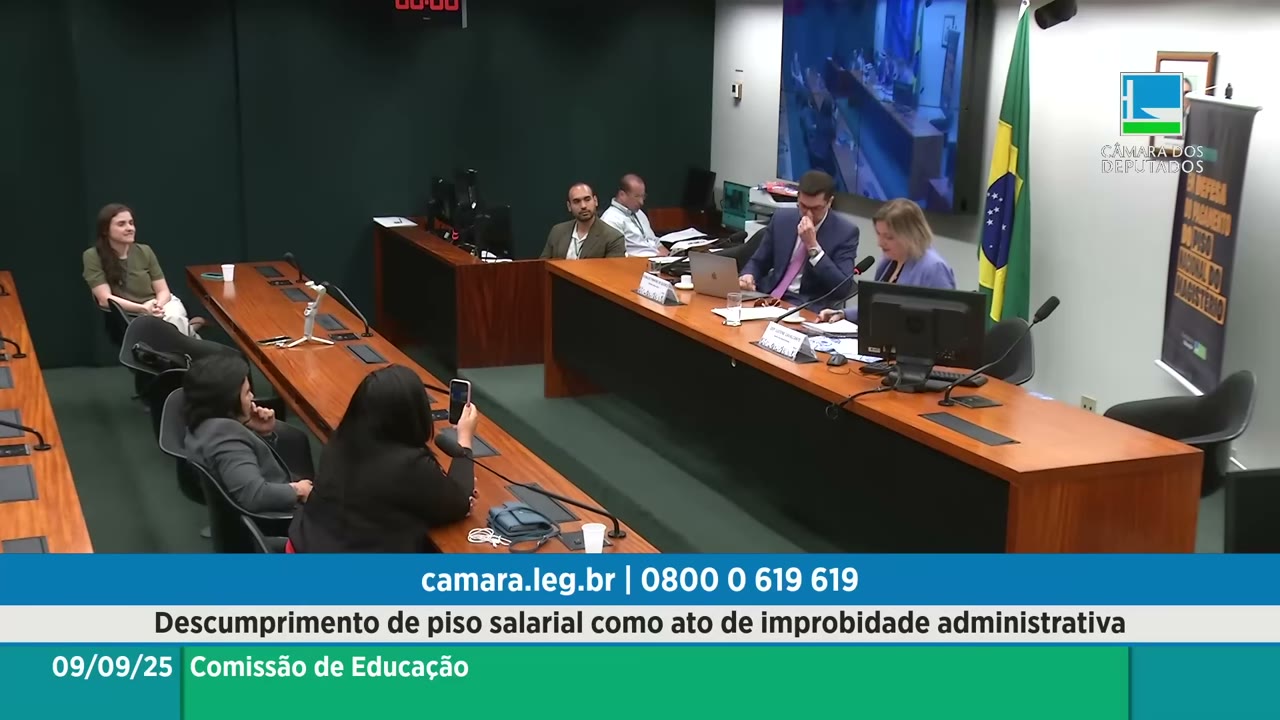 Vídeo do evento em 1:13:14