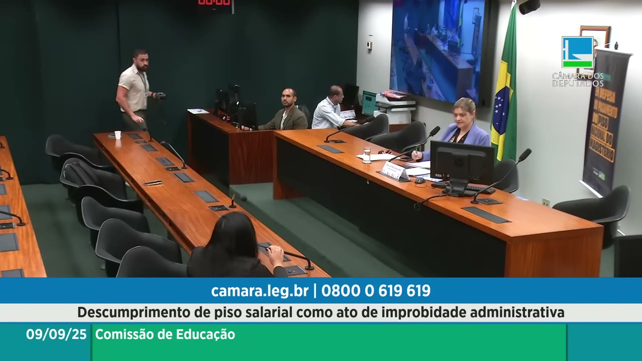 Vídeo do evento em 1:45:34