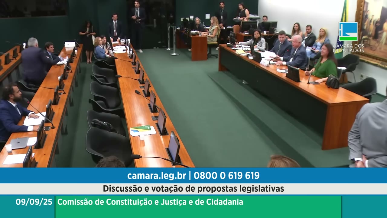 Vídeo do evento em 1:07:30