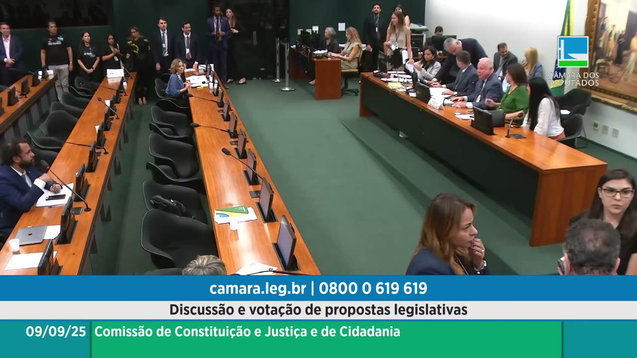 Vídeo do evento em 1:09:30