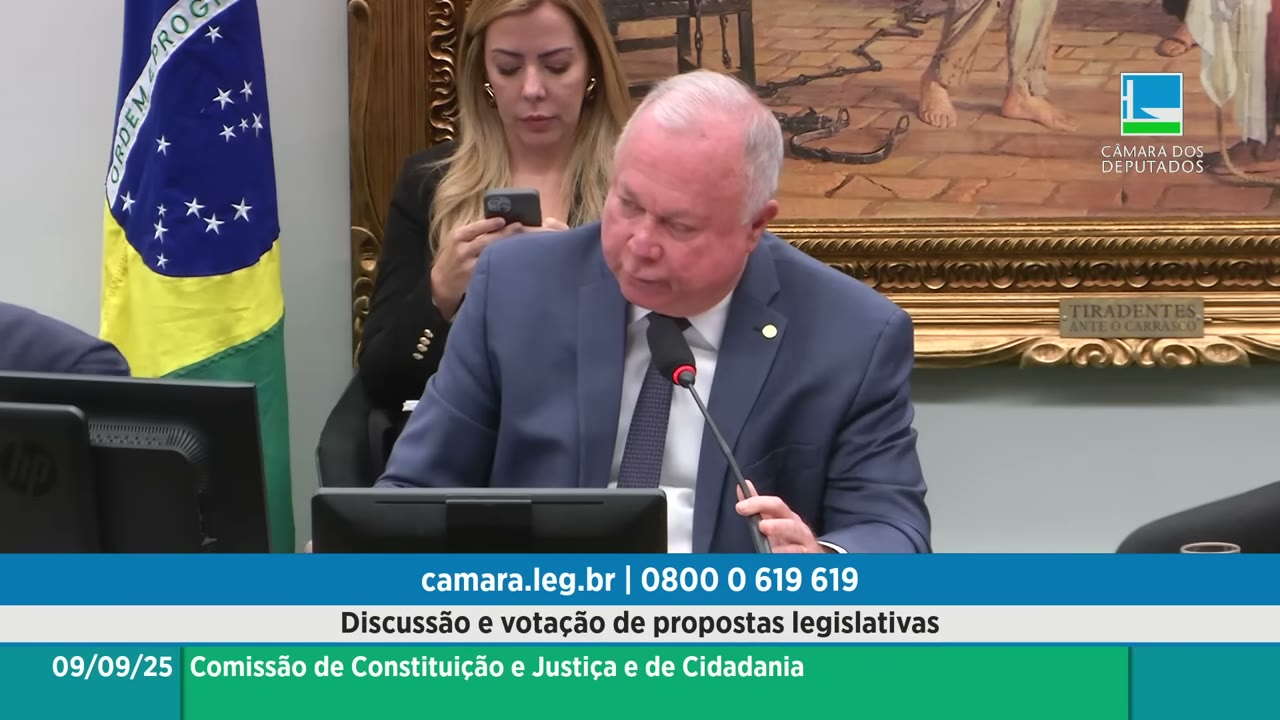 Vídeo do evento em 1:28:27