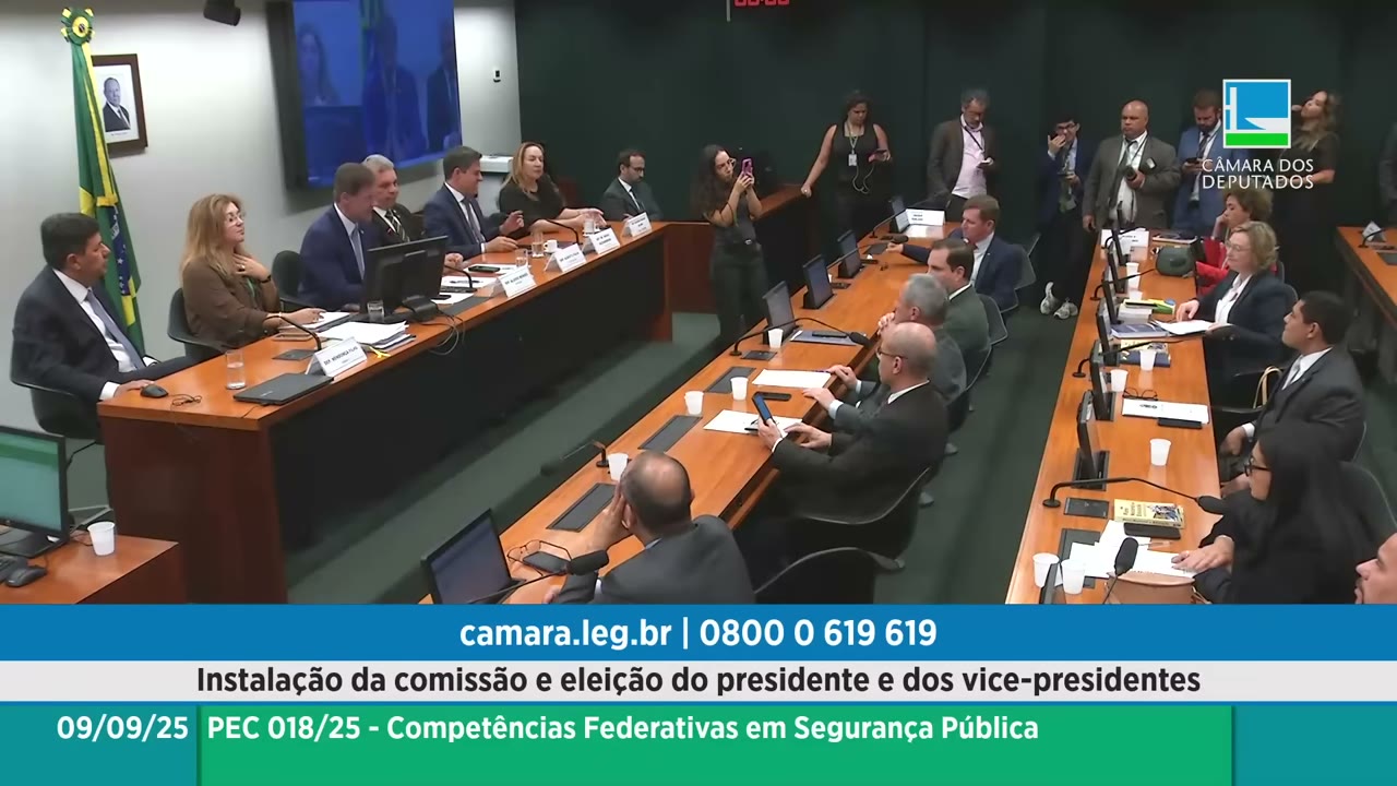 Vídeo do evento em 1:05:41