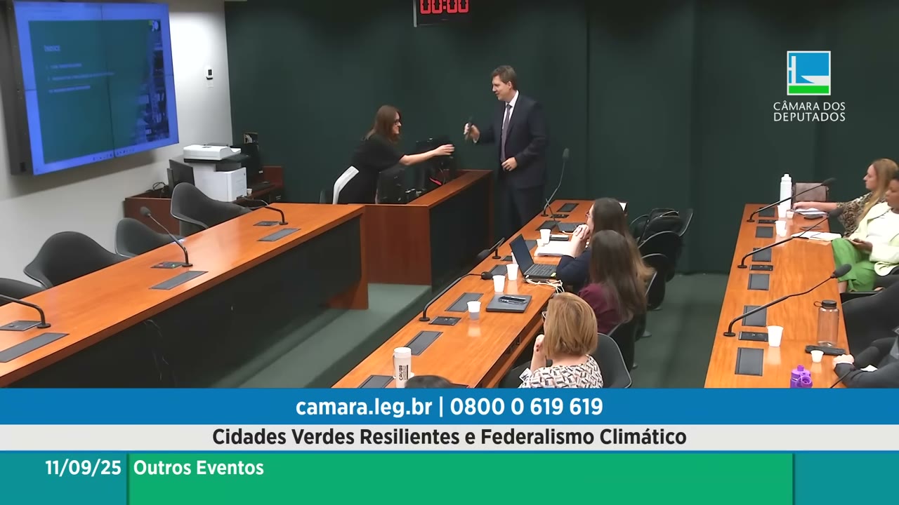Vídeo do evento em 1:21:10