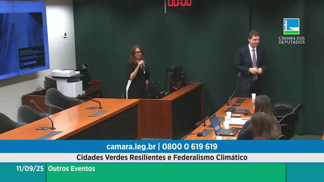 Vídeo do evento em 2:02:53