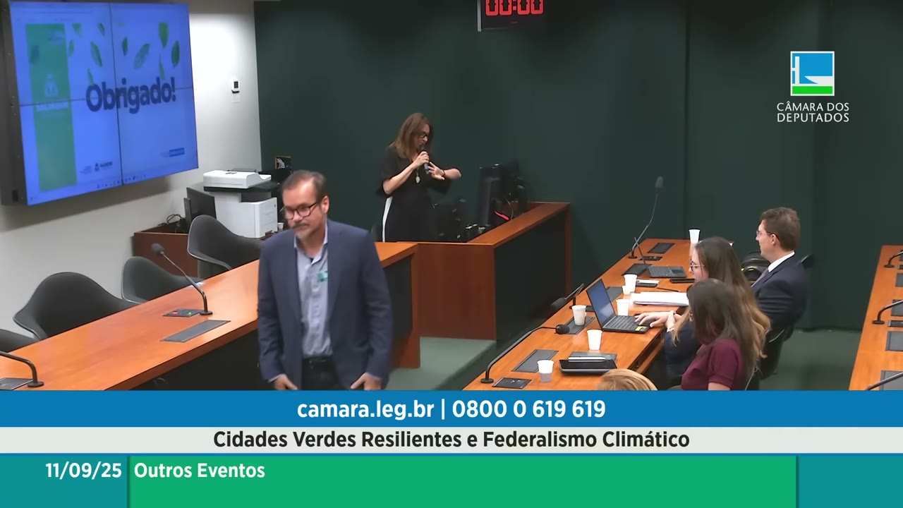 Vídeo do evento em 2:15:19