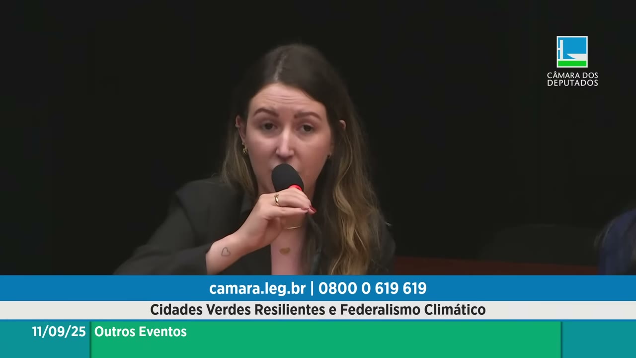 Vídeo do evento em 1:02:05