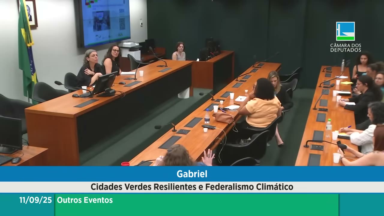 Vídeo do evento em 1:48:01